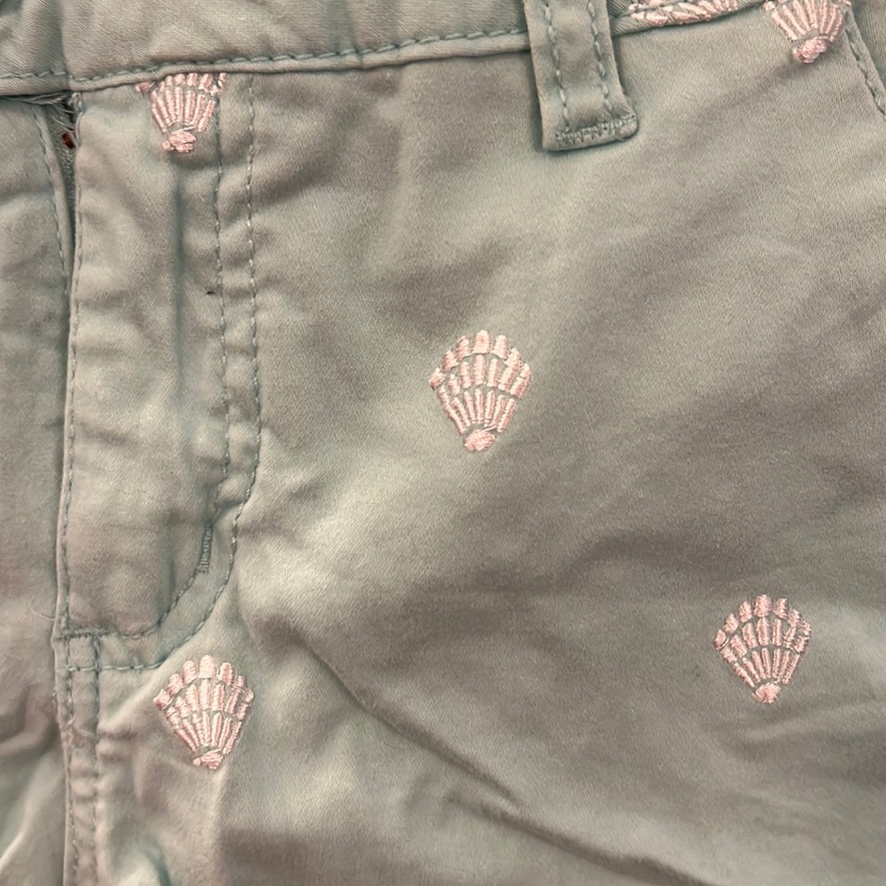 Seashell Shorts - Picture 2 of 4